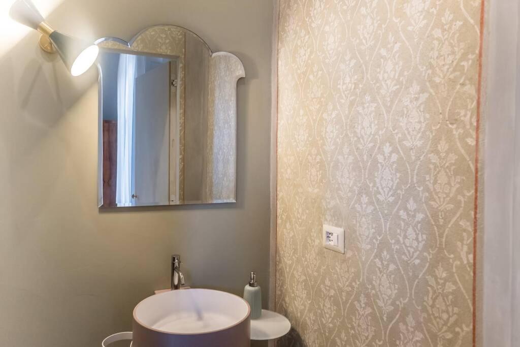 Casa Maria - Attico Di Lusso Vicino Alle Mura Lucca Bagian luar foto
