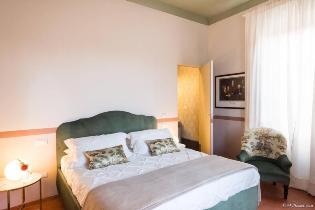 Casa Maria - Attico Di Lusso Vicino Alle Mura Lucca Bagian luar foto