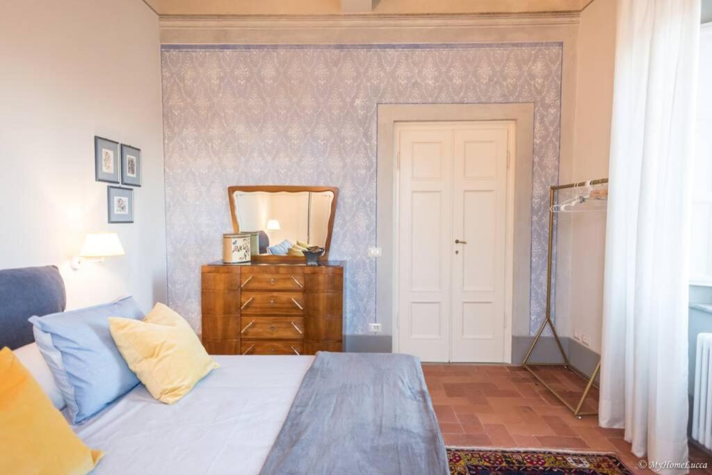 Casa Maria - Attico Di Lusso Vicino Alle Mura Lucca Bagian luar foto