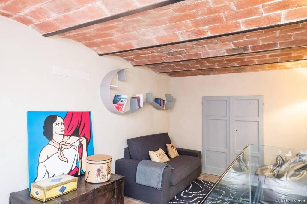 Casa Maria - Attico Di Lusso Vicino Alle Mura Lucca Bagian luar foto