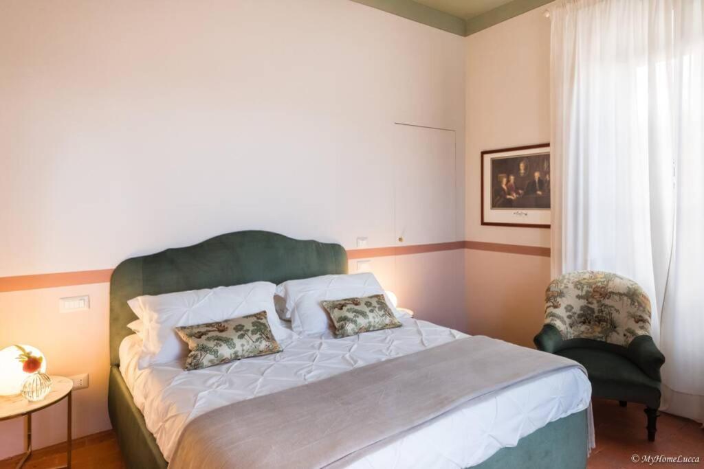 Casa Maria - Attico Di Lusso Vicino Alle Mura Lucca Bagian luar foto