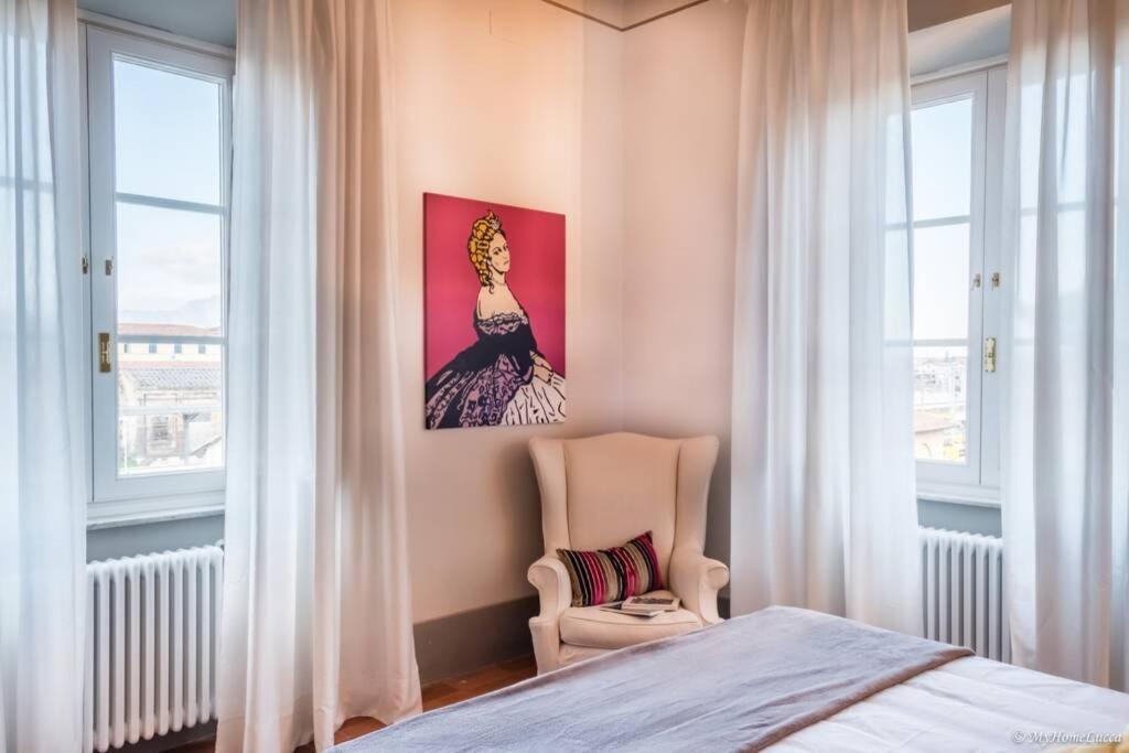 Casa Maria - Attico Di Lusso Vicino Alle Mura Lucca Bagian luar foto