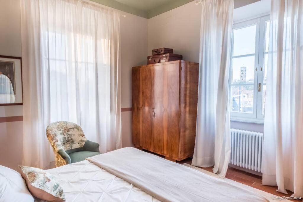 Casa Maria - Attico Di Lusso Vicino Alle Mura Lucca Bagian luar foto
