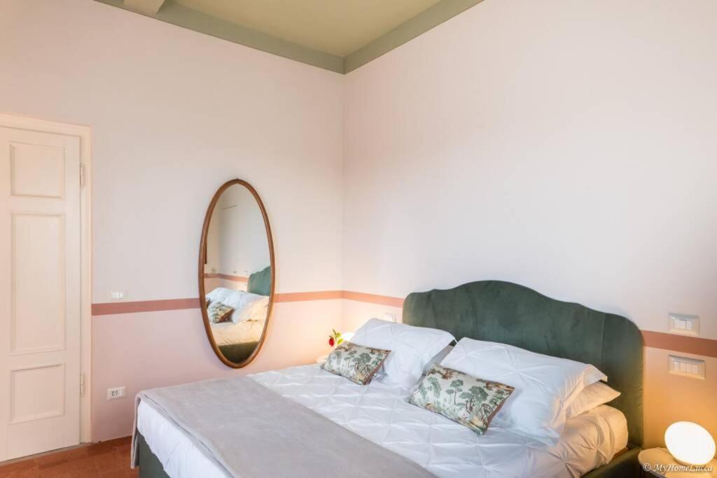 Casa Maria - Attico Di Lusso Vicino Alle Mura Lucca Bagian luar foto
